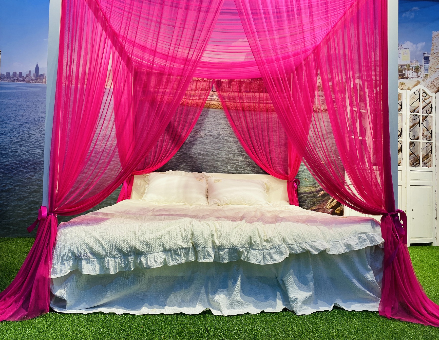 Cozy Four Corners Princess Bed Canopy Lujoso Mosquito Net Decoración Accesorios