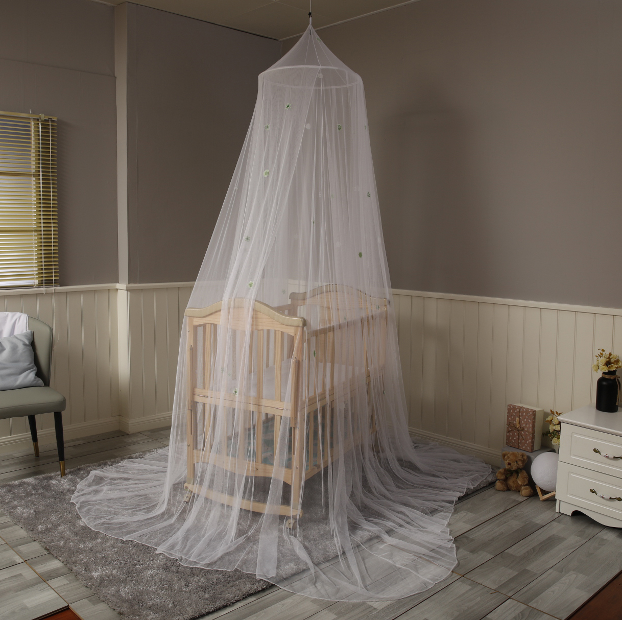 Baby Crib Castle Game Creciendo en la oscuridad Nevadas Baby Mosquito Net Crib Net