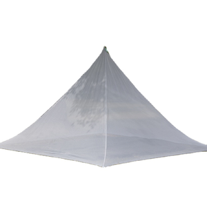 Colgando mosquiteras al aire libre Triángulo Potable Tienda de campaña Redes piramidales
